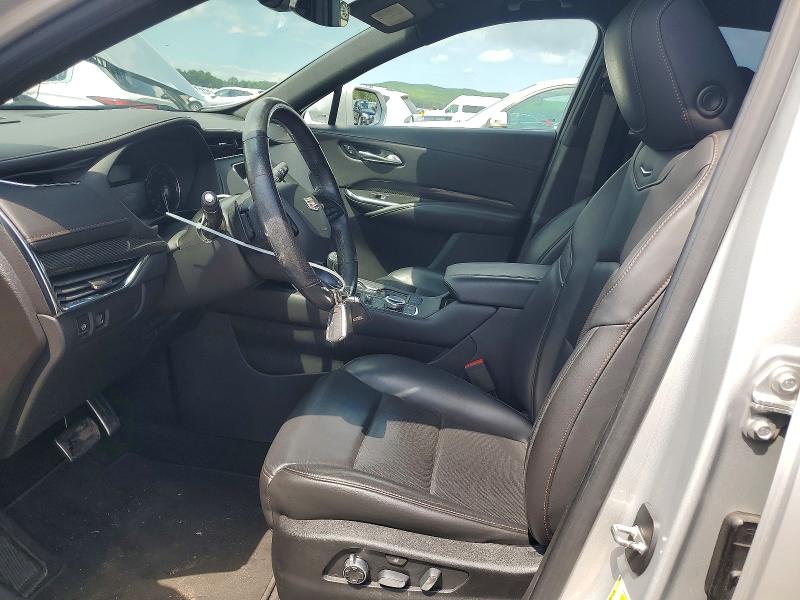 Photo 7 from auction – 2019 CADILLAC XT4 with VIN 1GYFZFR47KF100518