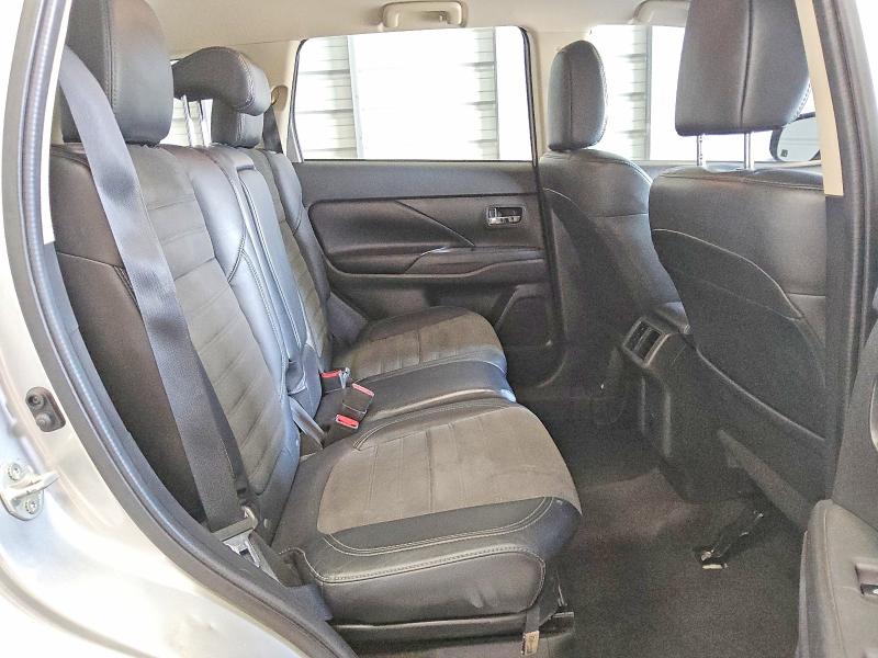 Photo 10 from auction – 2020 MITSUBISHI OUTLANDER with VIN JA4AD3A33LZ022829