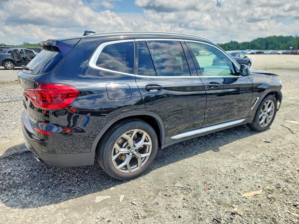 Photo 3 from auction – 2021 BMW X3 with VIN 5UXTY3C02M9E50657
