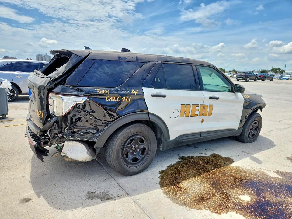 Photo 3 from auction – 2021 FORD EXPLORER with VIN 1FM5K8AB6MGC01313