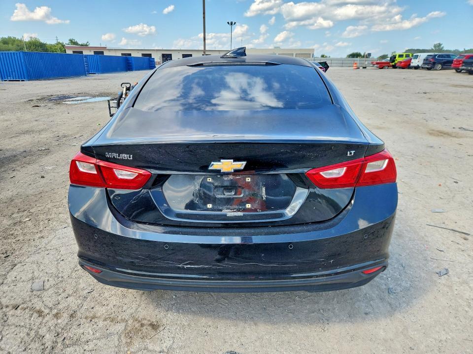Photo 6 from auction – 2016 CHEVROLET MALIBU with VIN 1G1ZE5ST3GF239569