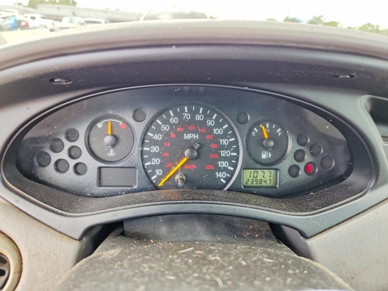 Photo 9 from auction – 2004 FORD FOCUS with VIN 1FAFP36Z04W197211