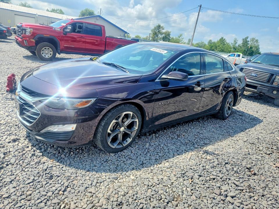 Photo 1 from auction – 2021 CHEVROLET MALIBU with VIN 1G1ZD5ST0MF027971
