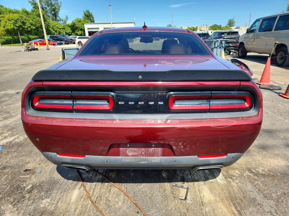 Photo 6 from auction – 2018 DODGE CHALLENGER with VIN 2C3CDZAG1JH116570
