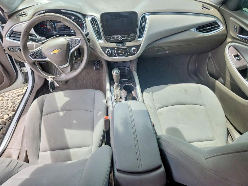 Photo 8 from auction – 2018 CHEVROLET MALIBU with VIN 1G1ZD5ST4JF178985