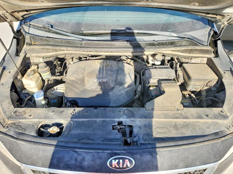 Photo 12 from auction – 2016 KIA SEDONA with VIN KNDMB5C16G6163546