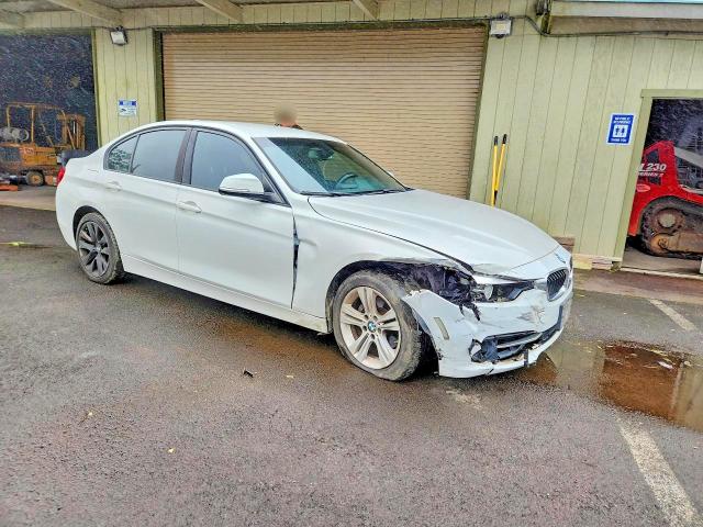 Photo 4 from auction – 2016 BMW 328 with VIN WBA8E9C50GK645792