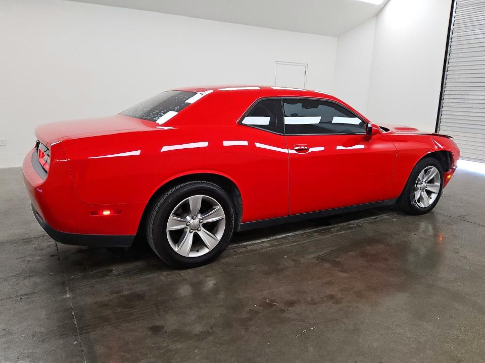 Photo 3 from auction – 2017 DODGE CHALLENGER with VIN 2C3CDZAGXHH516959