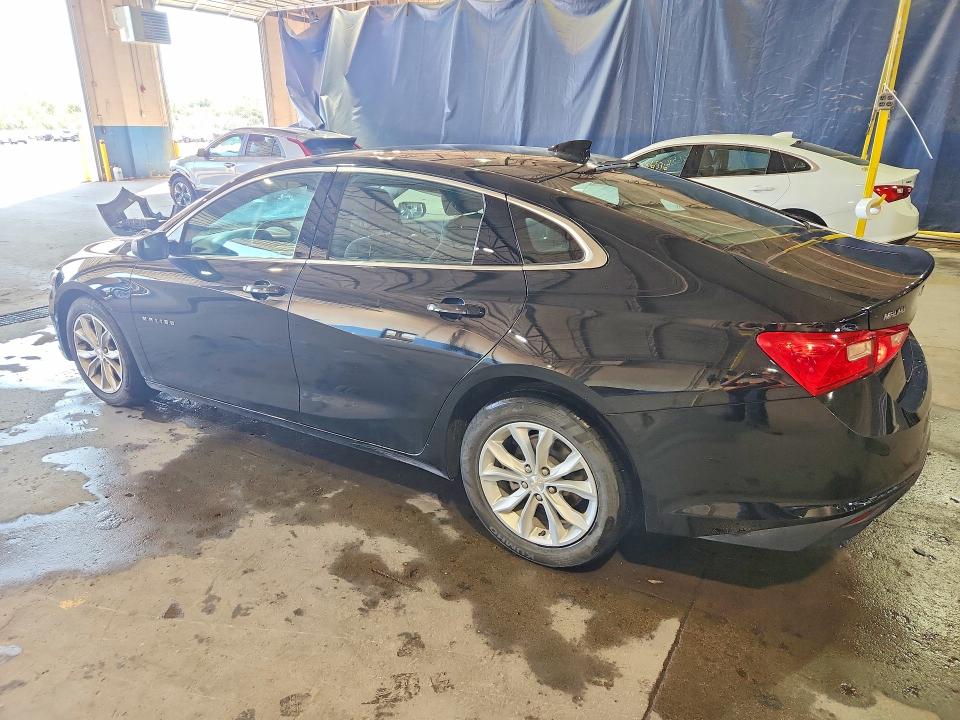 Photo 2 from auction – 2023 CHEVROLET MALIBU with VIN 1G1ZD5ST2PF130863