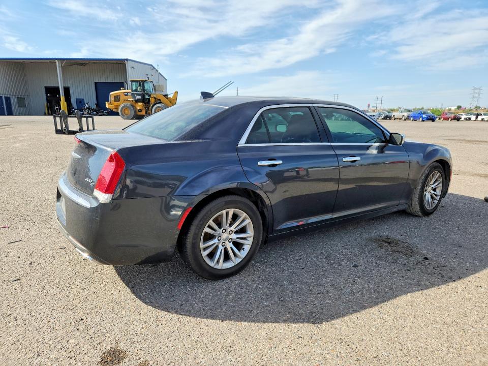 Photo 3 from auction – 2015 CHRYSLER 300C with VIN 2C3CCAEGXFH903622