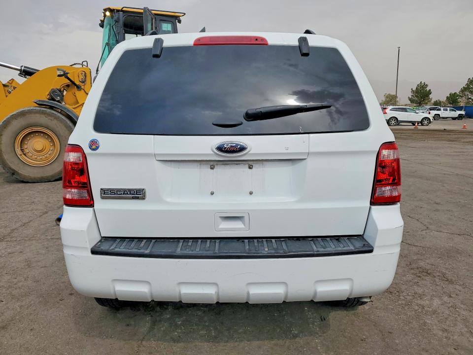 Photo 6 from auction – 2012 FORD ESCAPE with VIN 1FMCU0D79CKC85228