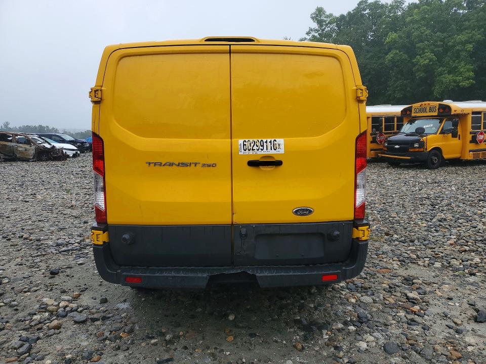 Photo 6 from auction – 2016 FORD TRANSIT with VIN 1FTYR2ZM8GKA90166