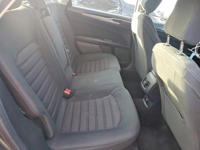 Photo 10 from auction – 2020 FORD FUSION with VIN 3FA6P0HD8LR110818