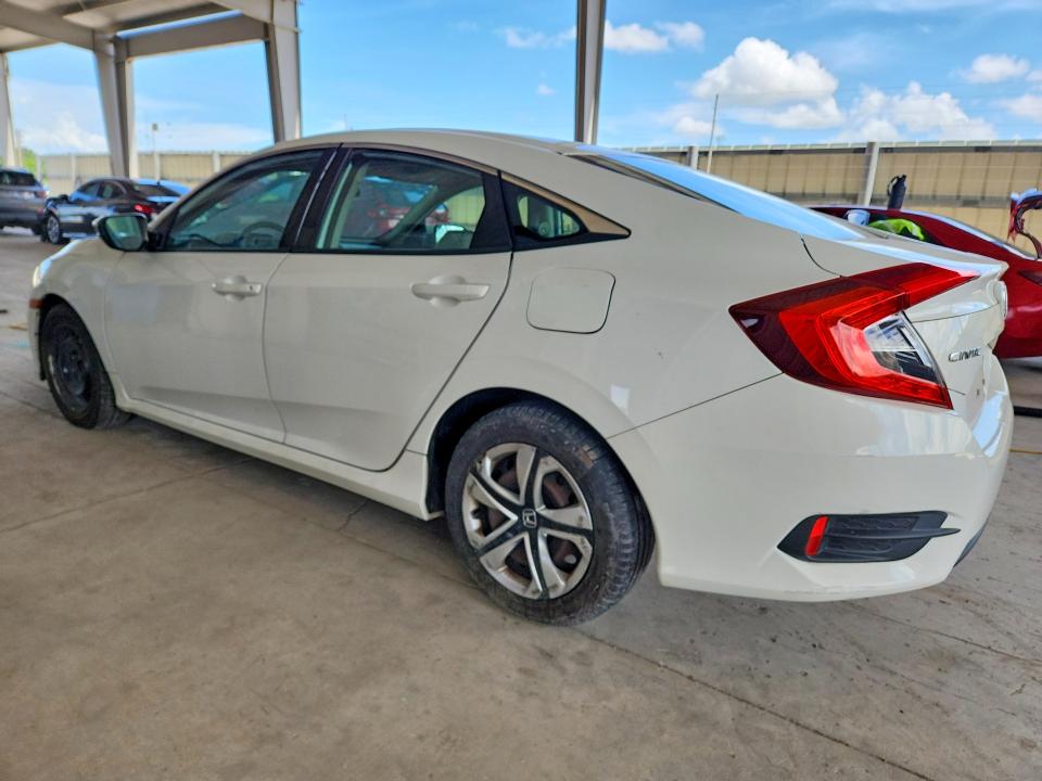 Photo 2 from auction – 2017 HONDA CIVIC with VIN 19XFC2F57HE044371