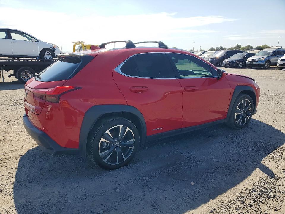 Photo 3 from auction – 2020 LEXUS UX with VIN JTHP9JBH6L2022668