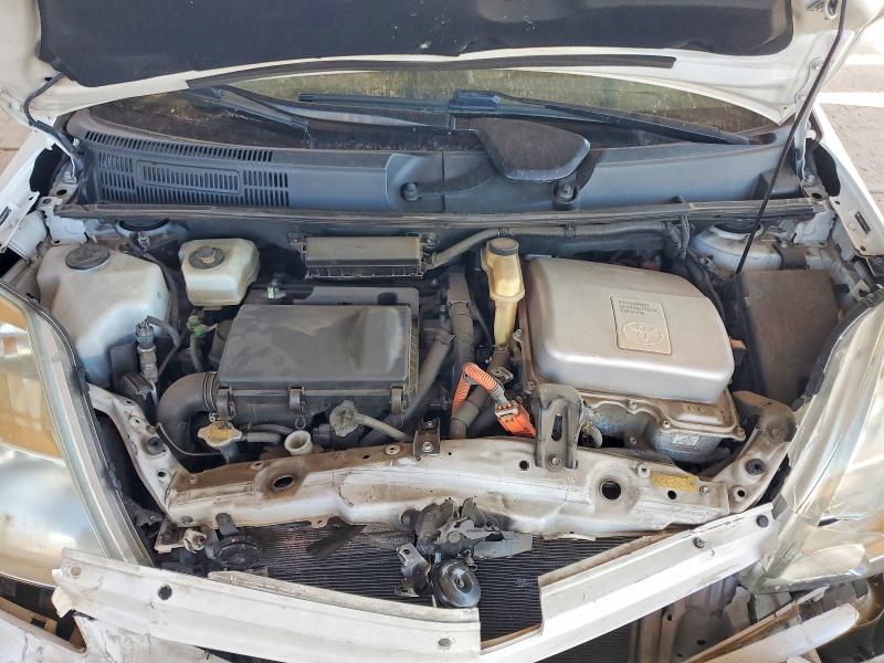 Photo 11 from auction – 2005 TOYOTA PRIUS with VIN JTDKB22U153071728