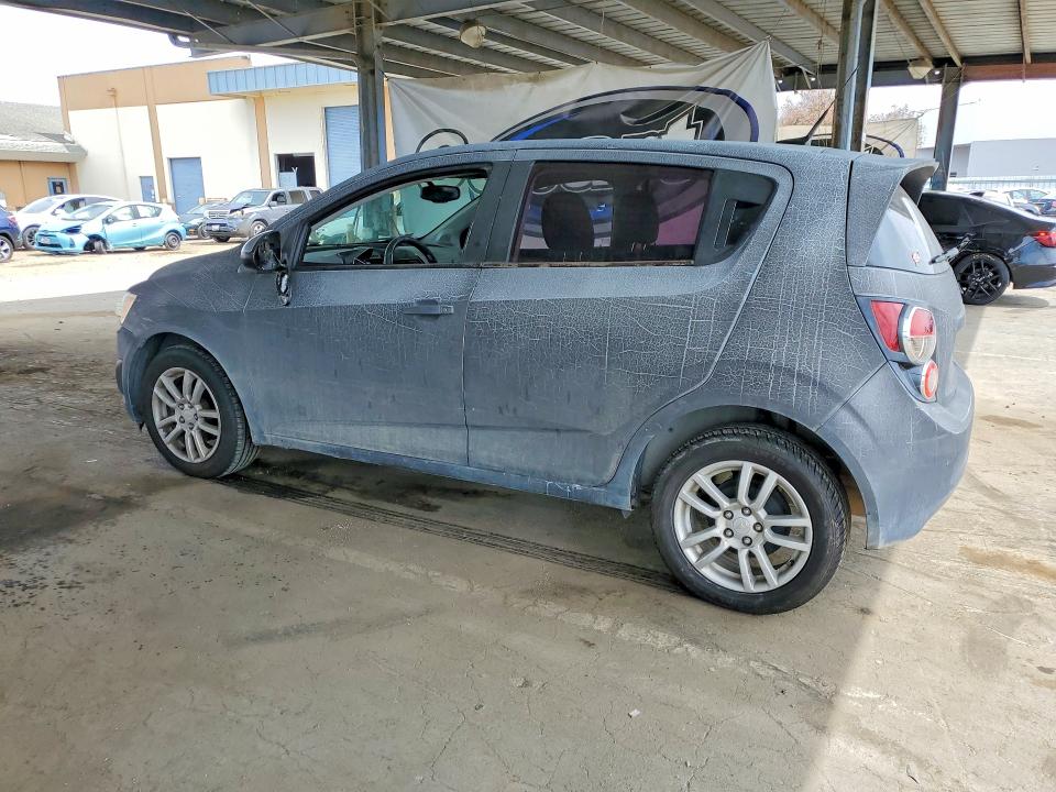 Photo 2 from auction – 2014 CHEVROLET SONIC with VIN 1G1JC6SB1E4211228