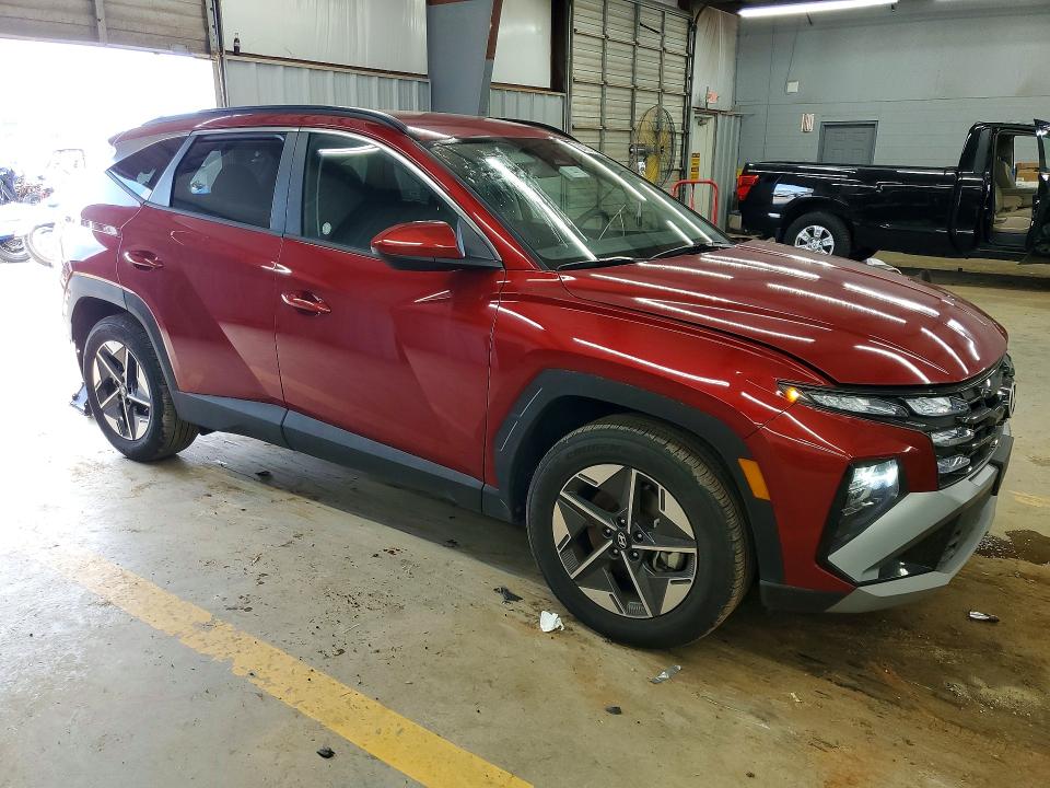 Photo 4 from auction – 2026 HYUNDAI TUCSON with VIN 5NMJB3DEXTH632725