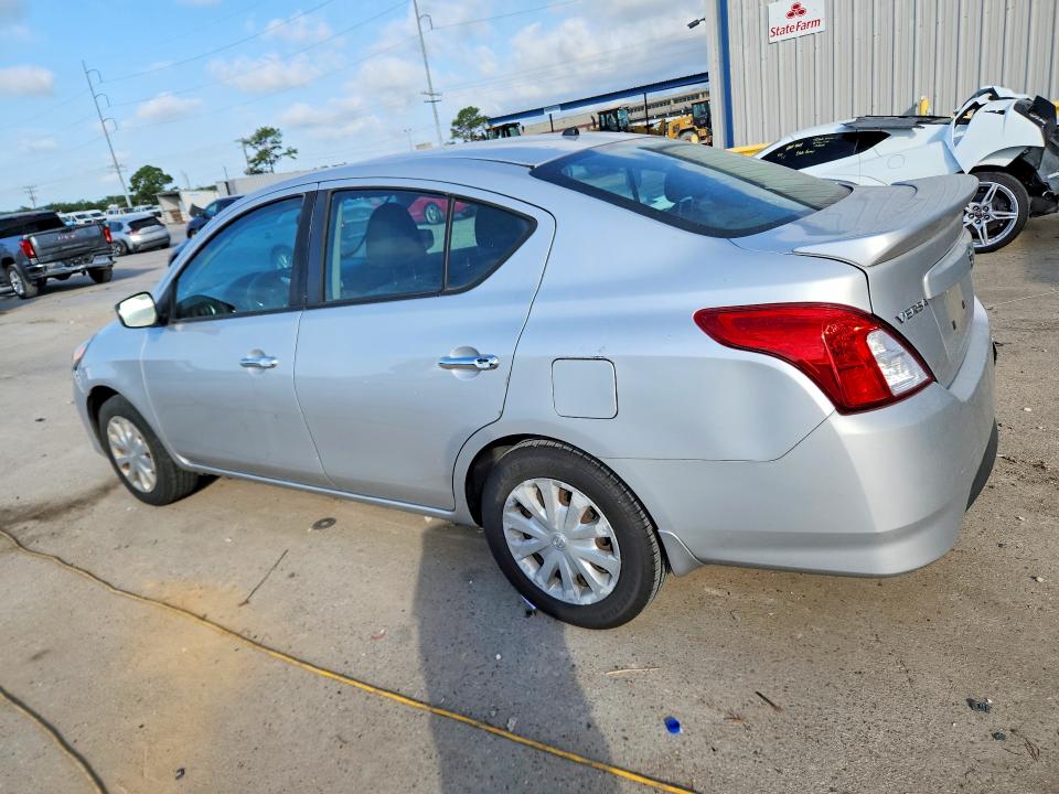 Photo 2 from auction – 2017 NISSAN VERSA with VIN 3N1CN7AP1HL810287