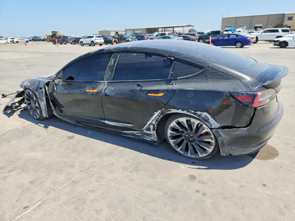 Foto 2 de la subasta – 2022 TESLA MODEL 3 con VIN 5YJ3E1EC2NF342226