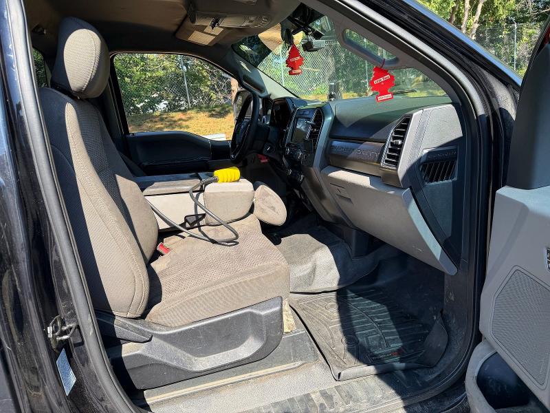 Photo 6 from auction – 2019 FORD F350 SUPER with VIN 1FDRF3G63KEE41950