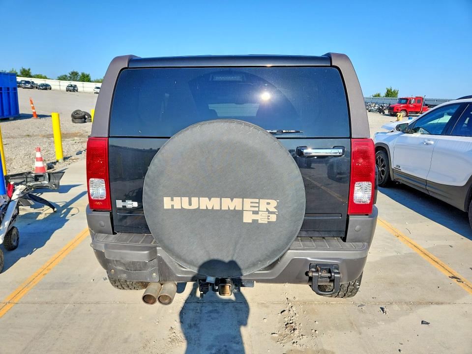 Photo 6 from auction – 2007 HUMMER H3 with VIN 5GTDN13E678199866