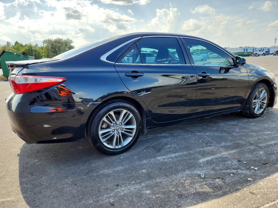 Photo 3 from auction – 2017 TOYOTA CAMRY with VIN 4T1BF1FK8HU283902