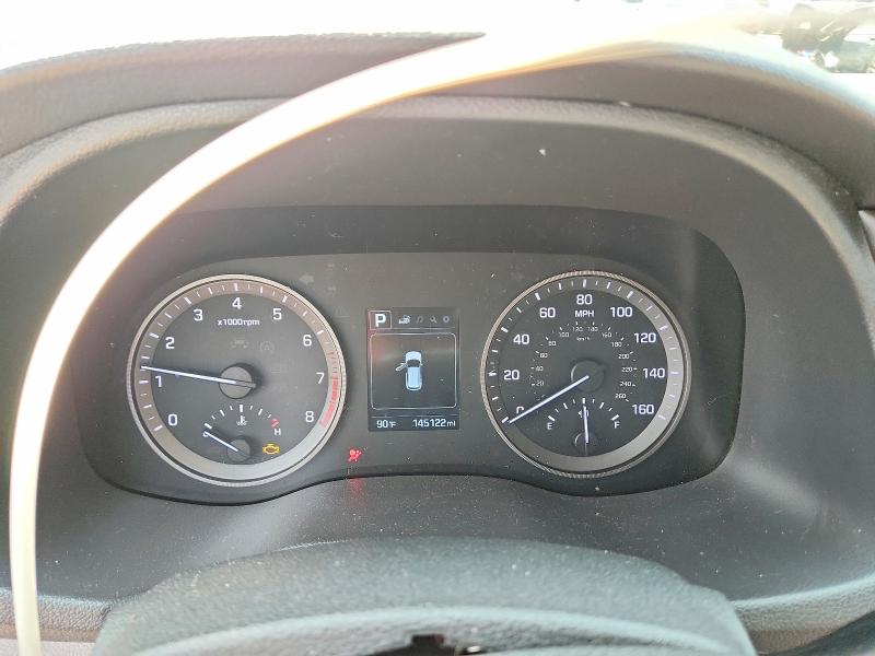 Photo 9 from auction – 2016 HYUNDAI TUCSON with VIN KM8J33A27GU124780