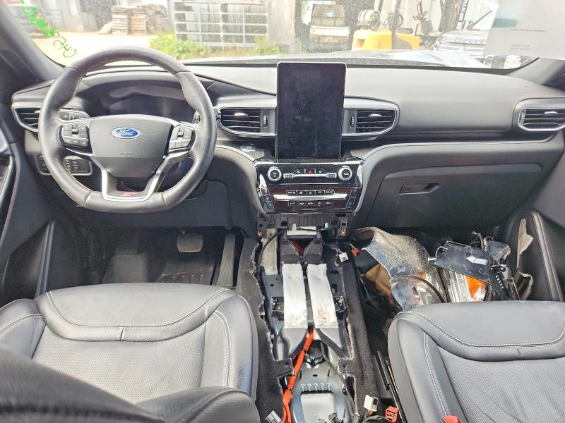 Photo 8 from auction – 2022 FORD EXPLORER with VIN 1FM5K8GC5NGA02139
