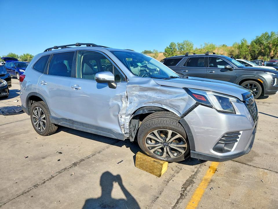 Photo 4 from auction – 2022 SUBARU FORESTER with VIN JF2SKAPCXNH435207
