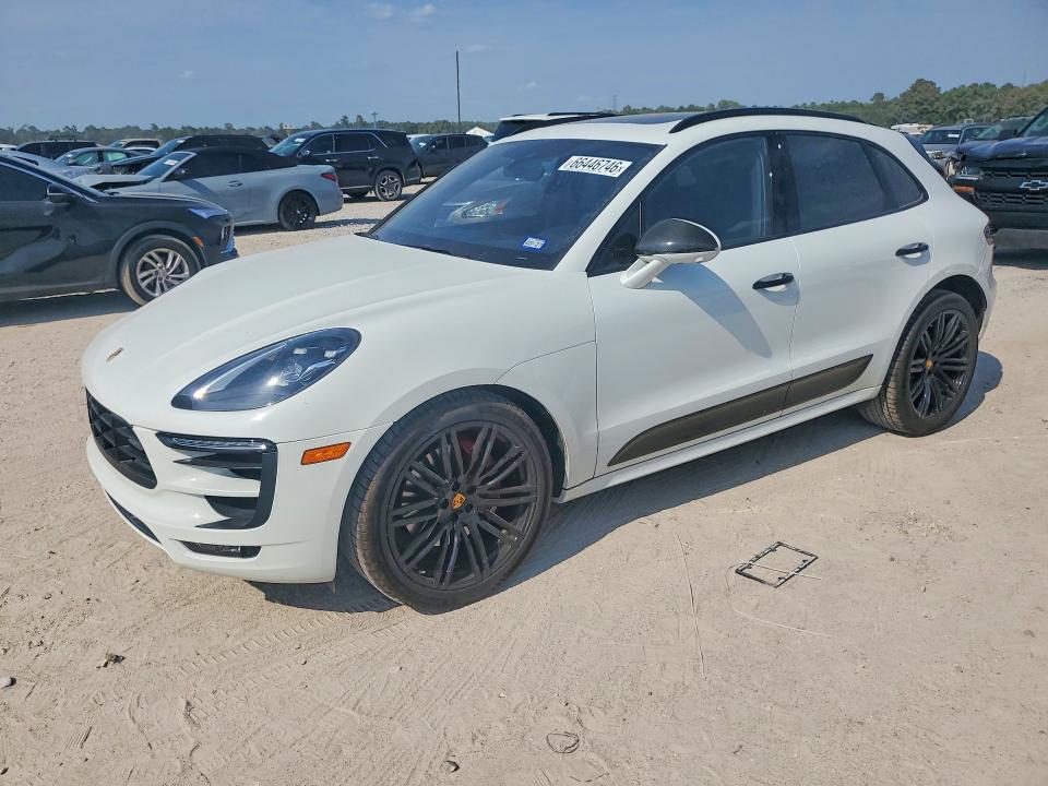 2017 PORSCHE MACAN