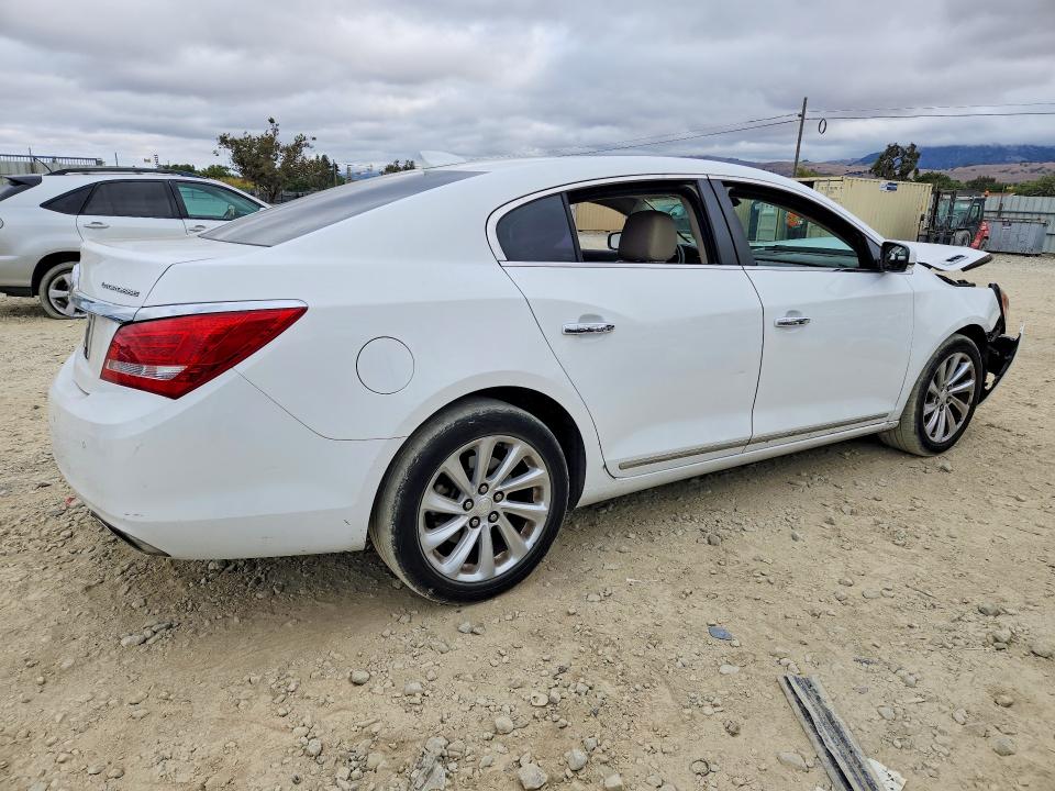 Foto 3 de la subasta – 2016 BUICK LACROSSE con VIN 1G4GB5G33GF248977