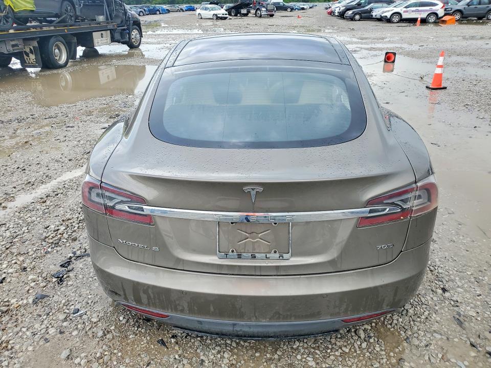 Photo 6 from auction – 2015 TESLA MODEL S with VIN 5YJSA1E23FF103073