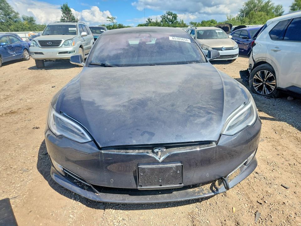 Photo 5 from auction – 2017 TESLA MODEL S with VIN 5YJSA1E28HF222255