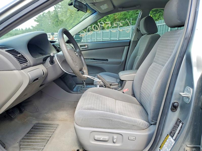 Photo 7 from auction – 2005 TOYOTA CAMRY with VIN 4T1BE30KX5U616331