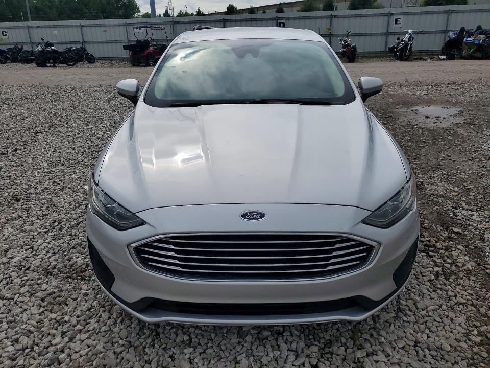 Photo 5 from auction – 2019 FORD FUSION with VIN 3FA6P0LU1KR167139