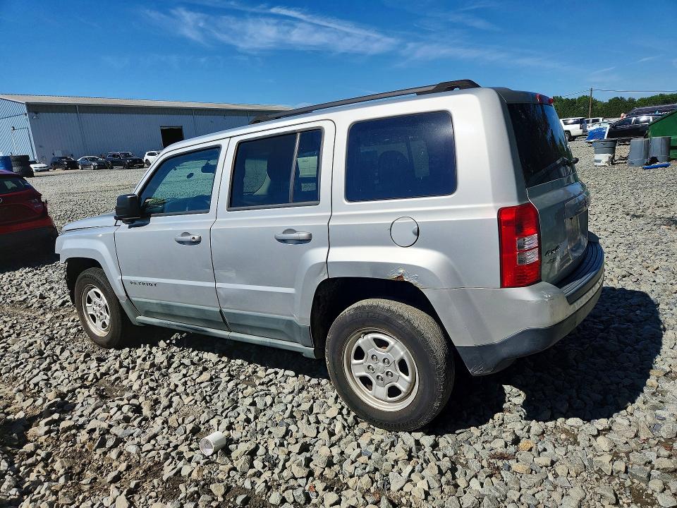 Photo 2 from auction – 2011 JEEP PATRIOT with VIN 1J4NF1GB2BD280043