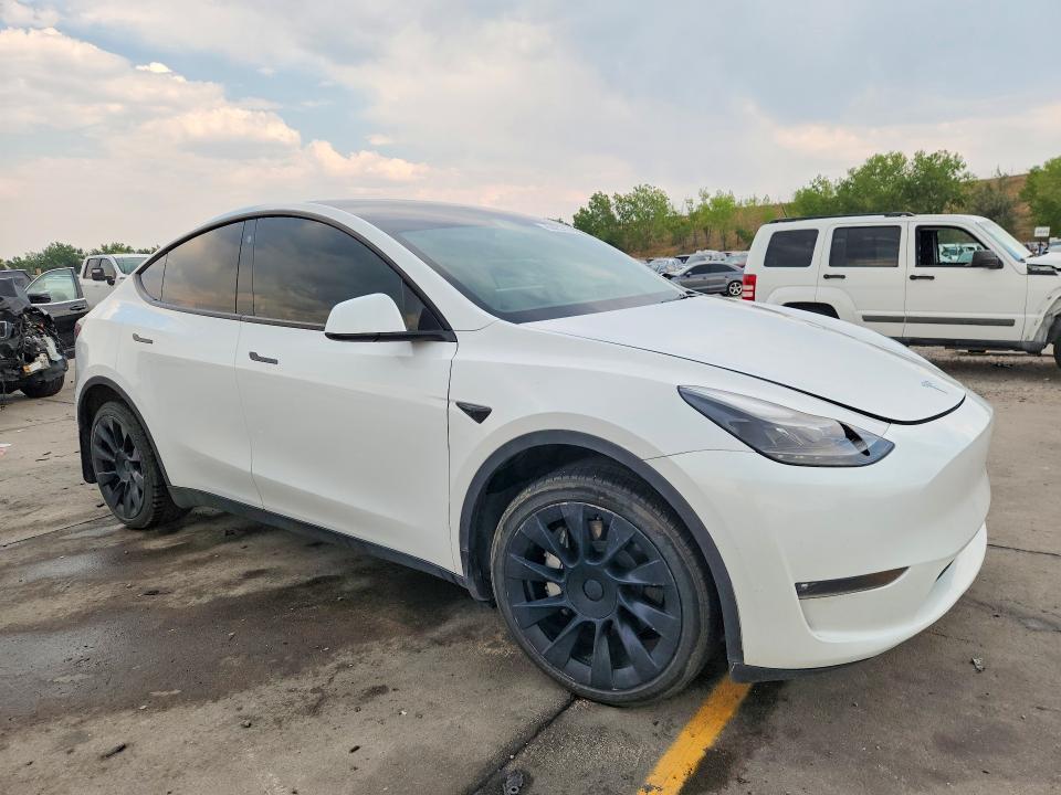 Photo 4 from auction – 2023 TESLA MODEL Y with VIN 7SAYGDEE0PF695282