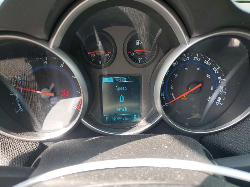 Photo 9 from auction – 2014 CHEVROLET CRUZE with VIN 1G1PC5SB9E7134286