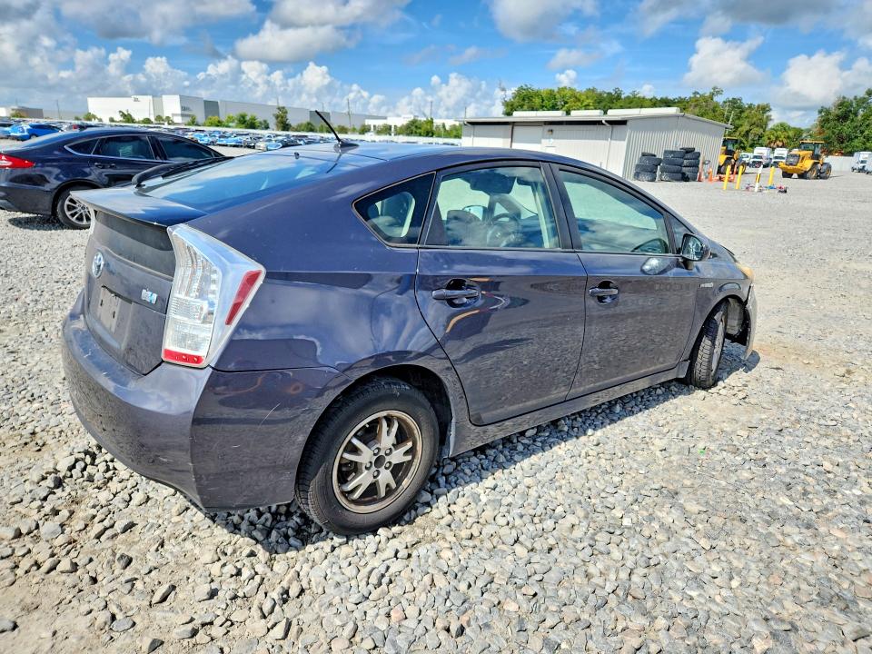 Photo 3 from auction – 2010 TOYOTA PRIUS with VIN JTDKN3DU5A0229400