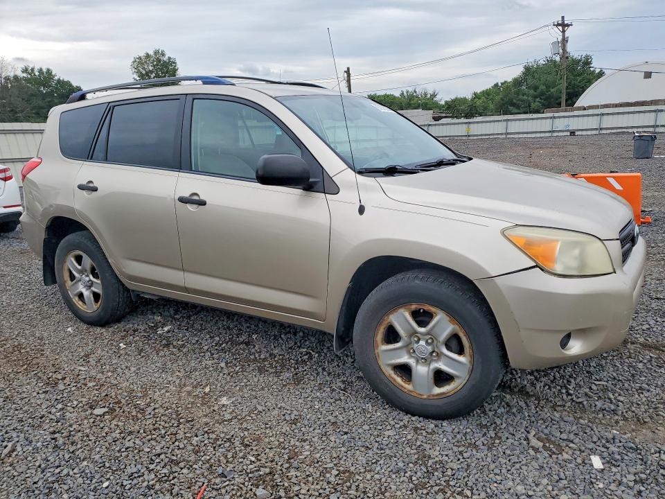 Zdjęcie 4 z aukcji – 2008 TOYOTA RAV4 z VIN JTMBD33V385130083
