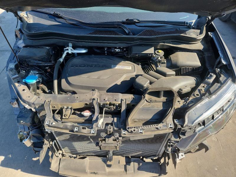 صورة رقم 12 من المزاد - 2017 HONDA PILOT مع VIN 5FNYF6H06HB055932