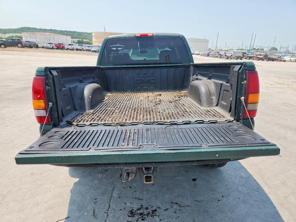 Photo 6 from auction – 2002 GMC SIERRA with VIN 2GTFK69U321372551