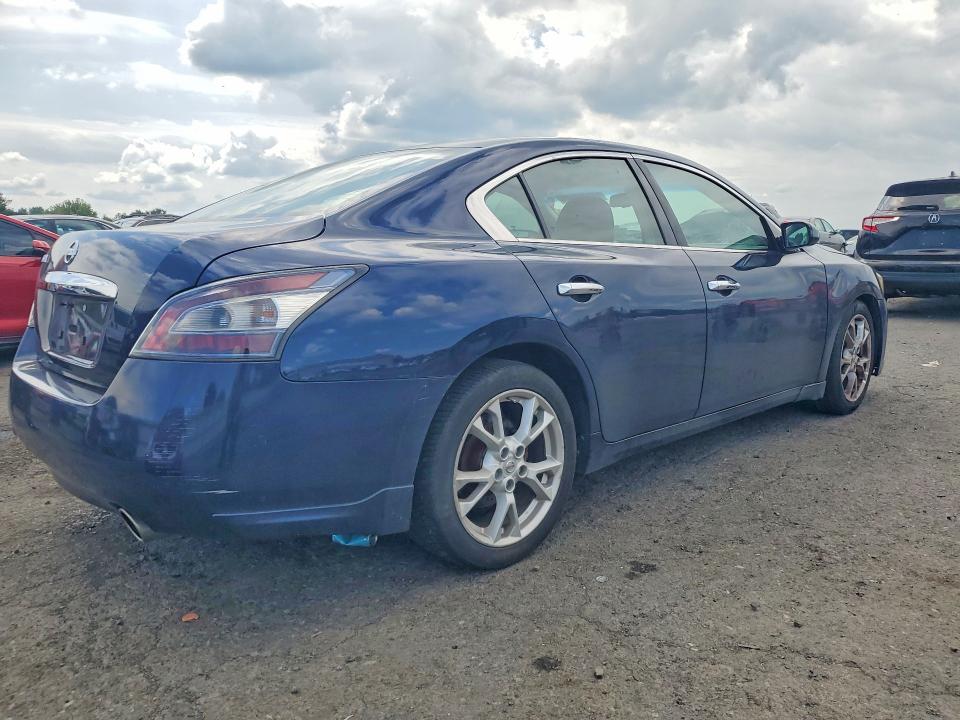 Photo 3 from auction – 2013 NISSAN MAXIMA with VIN 1N4AA5AP7DC811279