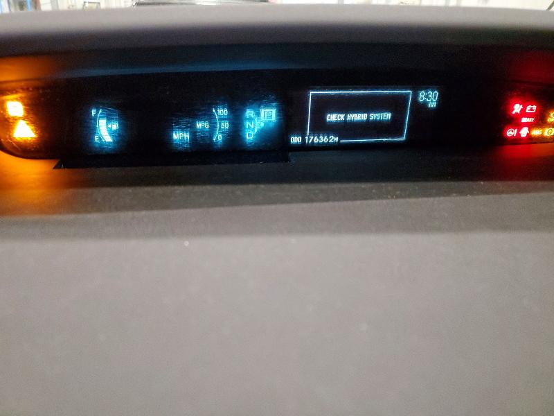 Photo 9 from auction – 2011 TOYOTA PRIUS with VIN JTDKN3DU8B1409773