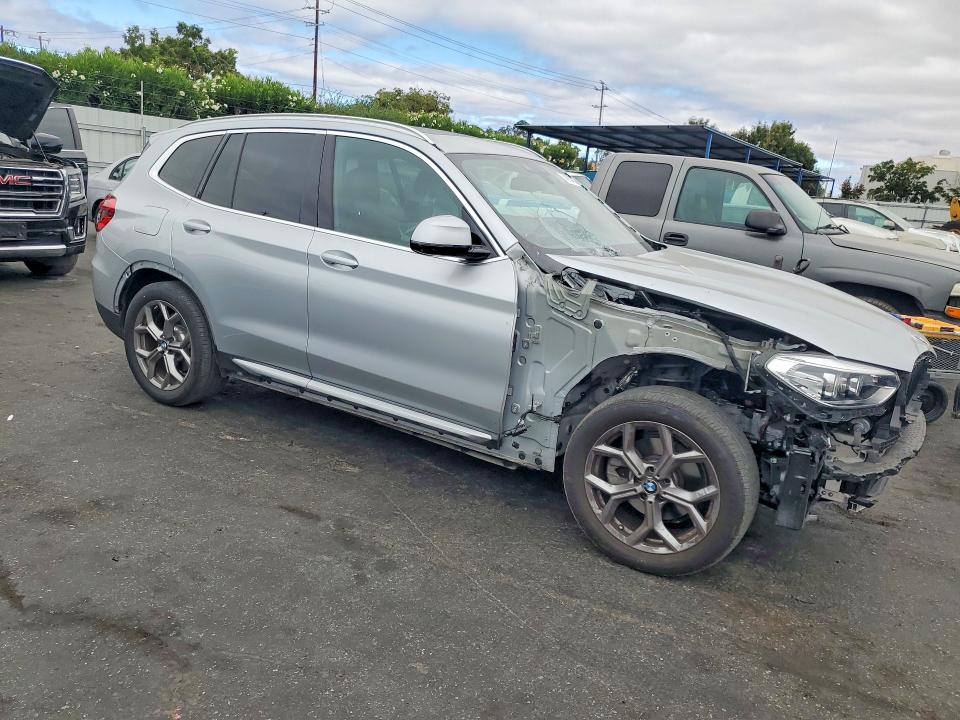 Photo 4 from auction – 2020 BMW X3 with VIN 5UXTY3C01L9B23701
