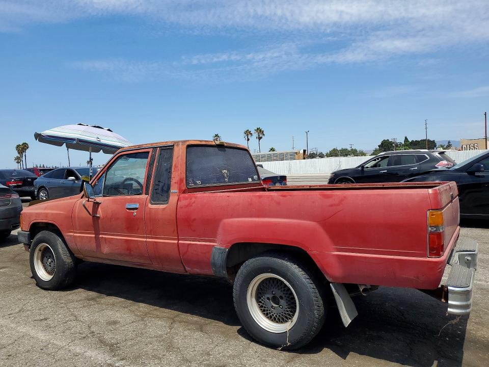 Photo 2 from auction – 1985 TOYOTA PICKUP with VIN JT4RN56D1F5045640