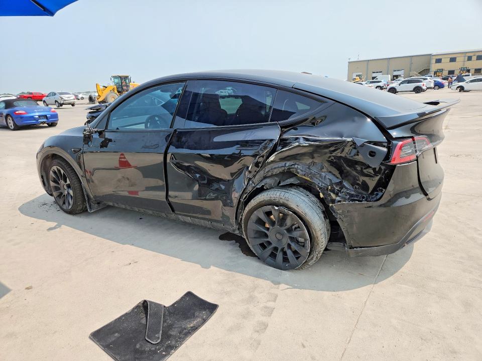 Photo 2 from auction – 2023 TESLA MODEL Y with VIN 7SAYGDEE2PA179535