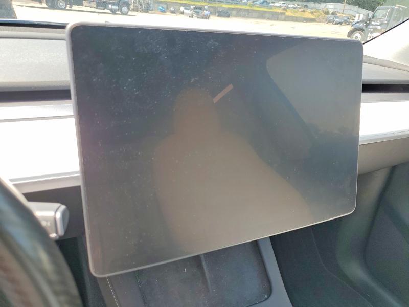 Photo 9 from auction – 2025 TESLA MODEL Y with VIN 7SAYGAEE7SF288311