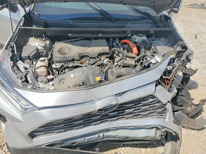 Photo 11 from auction – 2021 TOYOTA RAV4 with VIN 2T3E6RFV6MW027121